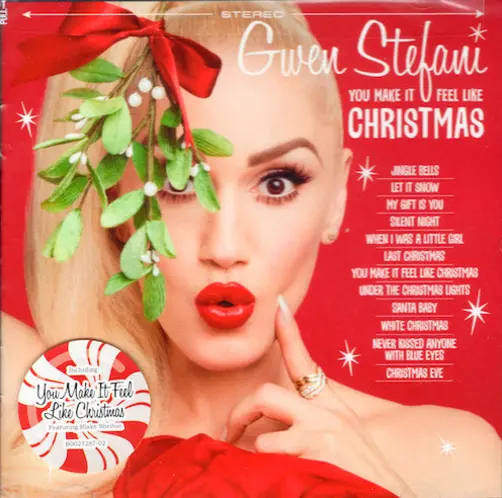 Gwen Stefani You Make It Feel Like Christmas (feat. Blake Shelton)