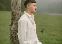 makna lagu Nyoman Paul - Bernafaslah Sejenak