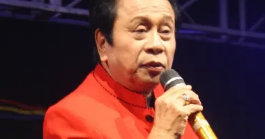 makna lagu Mansyur S - Rembulan Bersinar Lagi